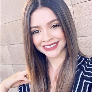 Meet your Posher, Karla